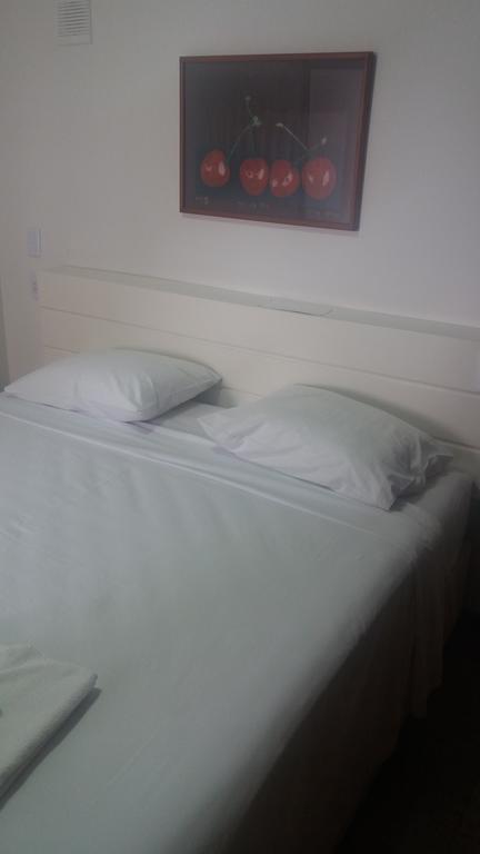 Flat Oeste La Residence กัวยาเนีย ภายนอก รูปภาพ